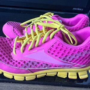 Reebok REALFLEX Pink and Yellow Athletic Shoes